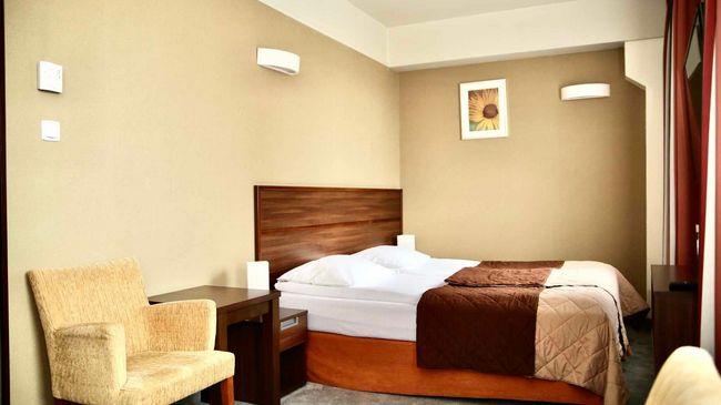 Hotel Teczowy Mlyn Kielce Phòng bức ảnh