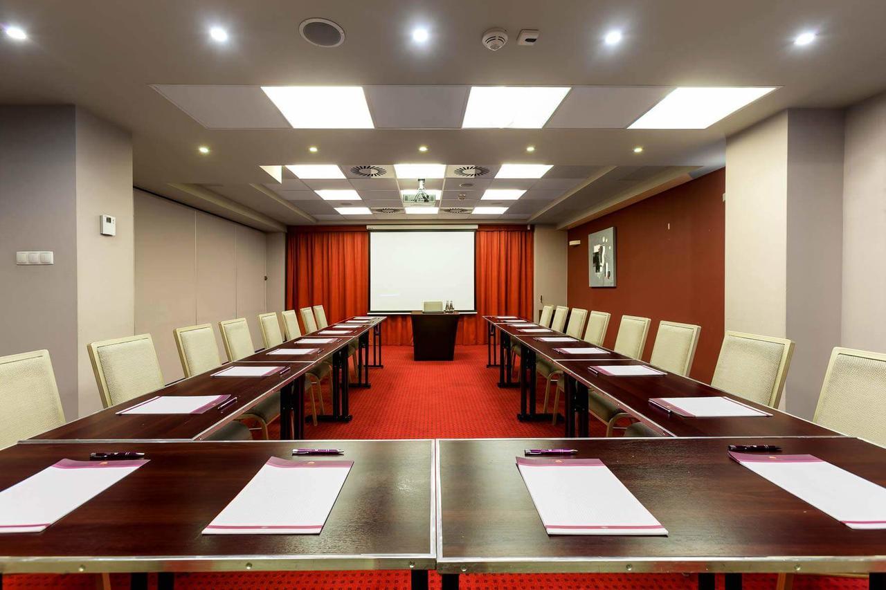 Hotel Teczowy Mlyn Kielce Ngoại thất bức ảnh