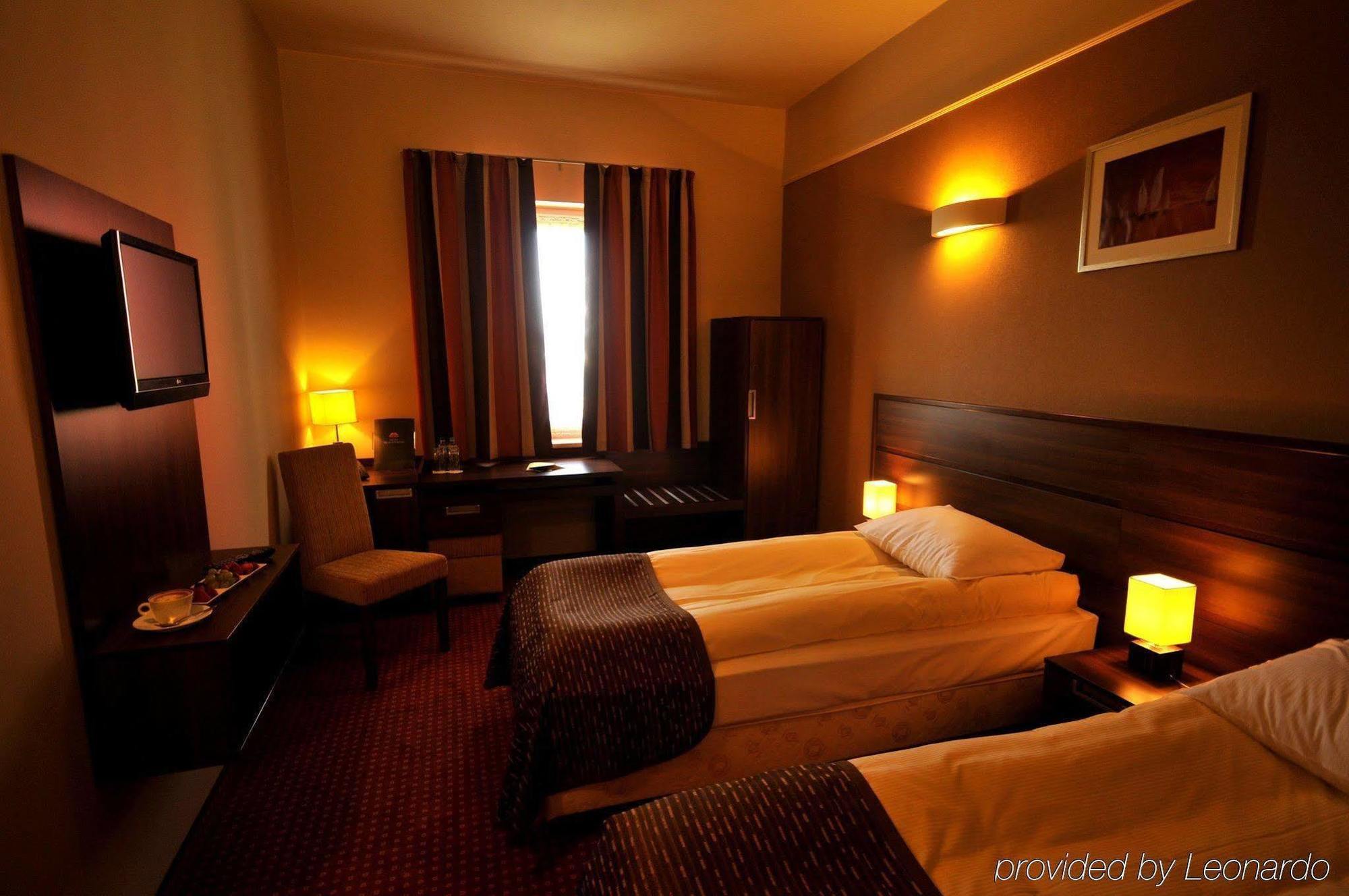 Hotel Teczowy Mlyn Kielce Ngoại thất bức ảnh